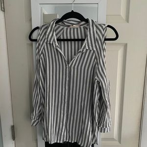 Pink rose cold shoulder striped grey top